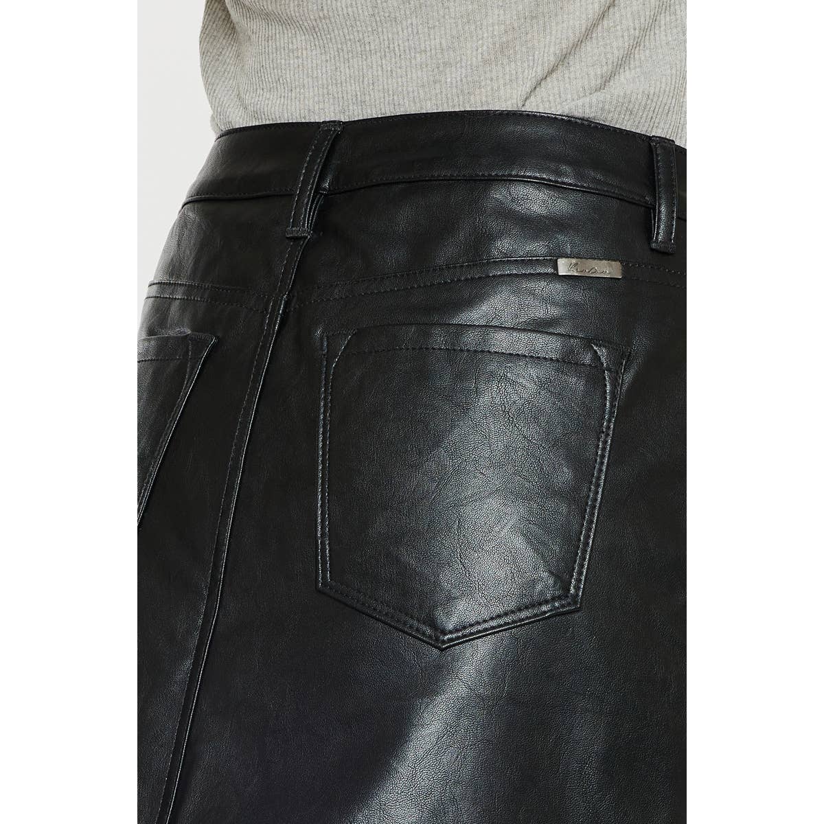 KANCAN FAUX LEATHER MINI SKIRT