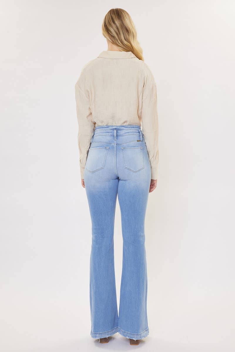 KANCAN LIGHT WASH FLARE JEANS