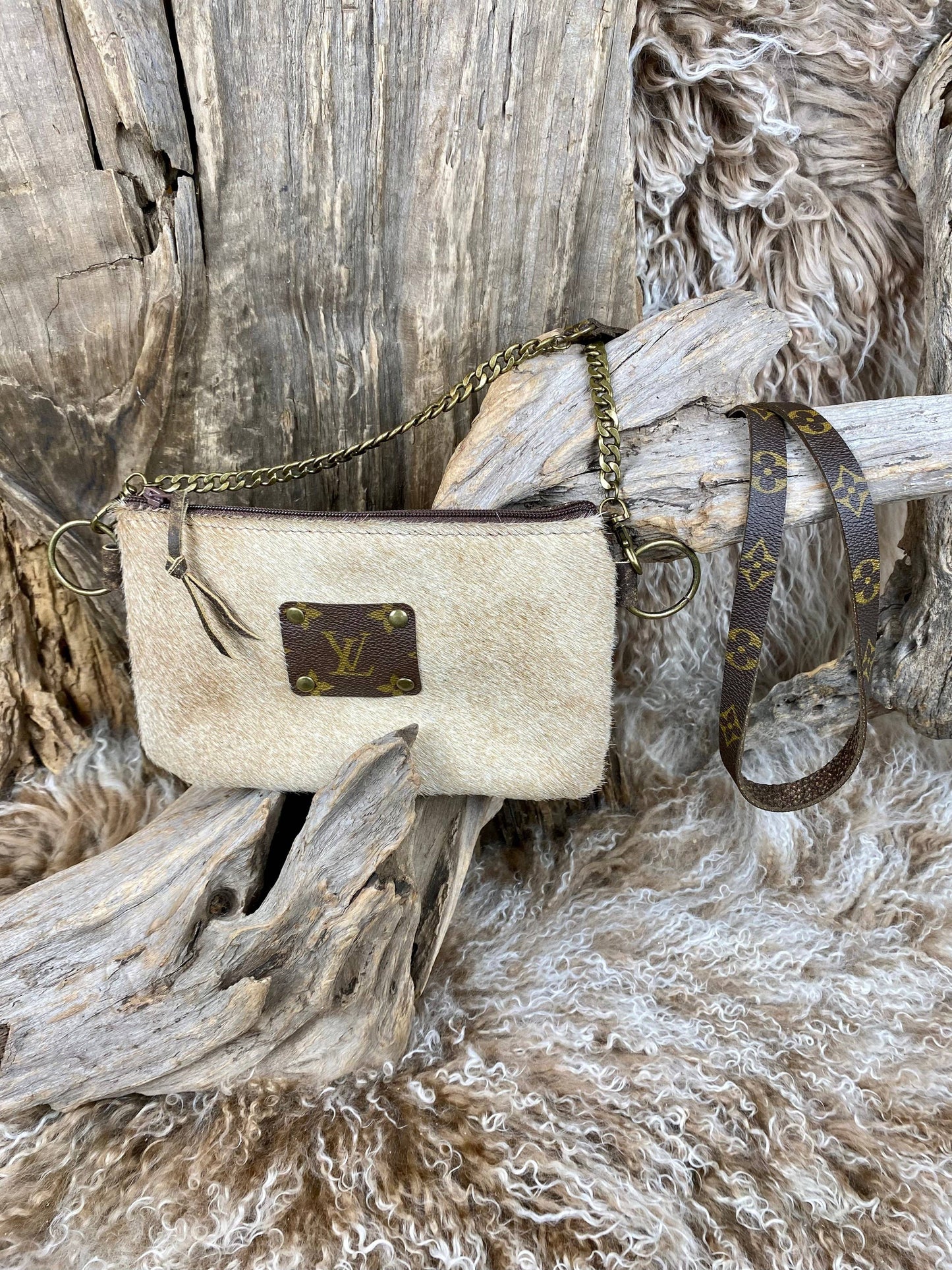 UPCYLED OLIVE PURSE