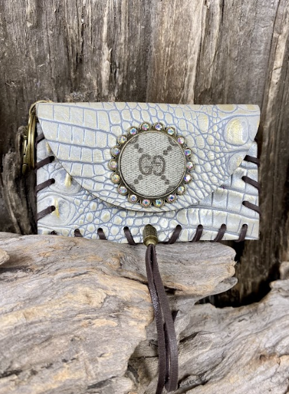 KEEP IT GYPSY UPCYCLED CROCODILE CARDHOLDER