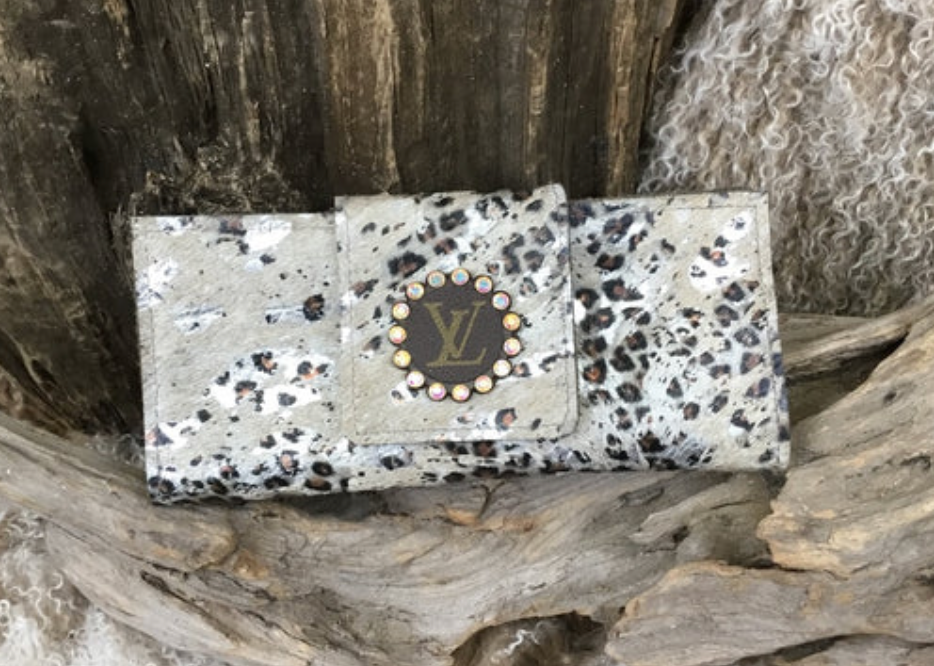 UPCYCLED SILVER LEOPARD WALLET