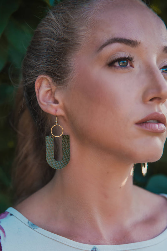 U-SHAPED LEATHER EARRINGS